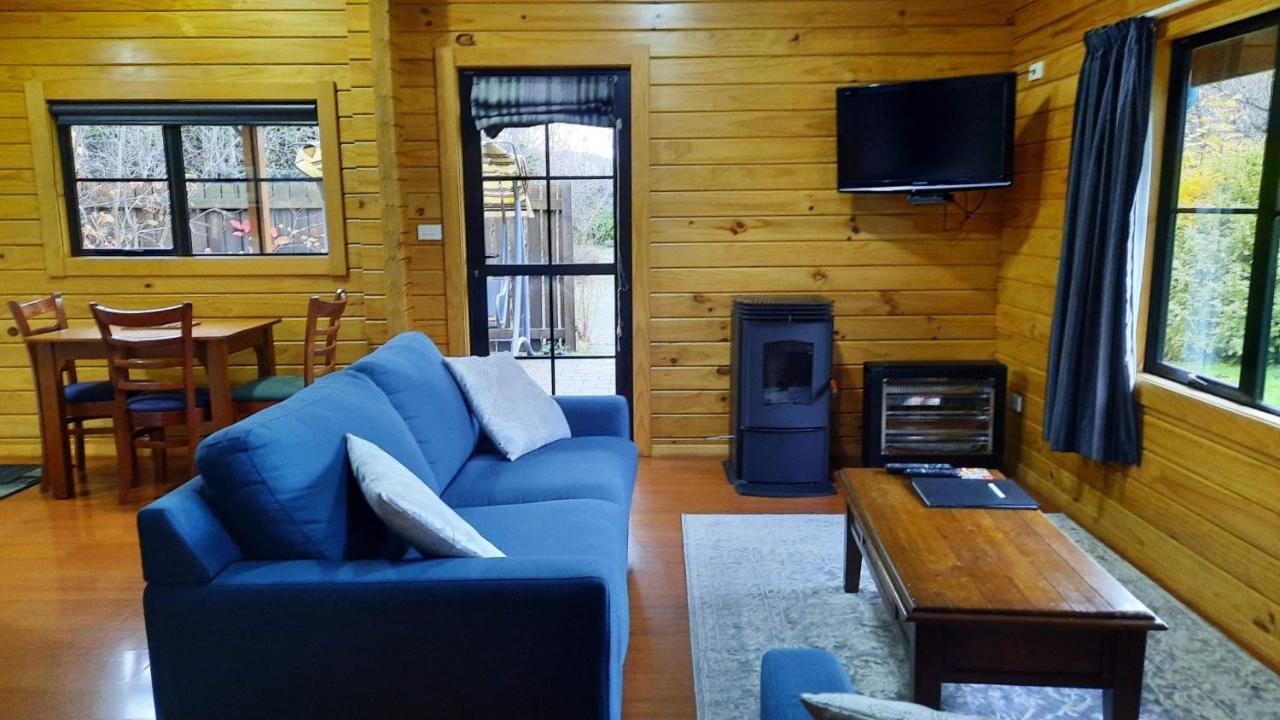Central Chalets Ltd Александра Экстерьер фото