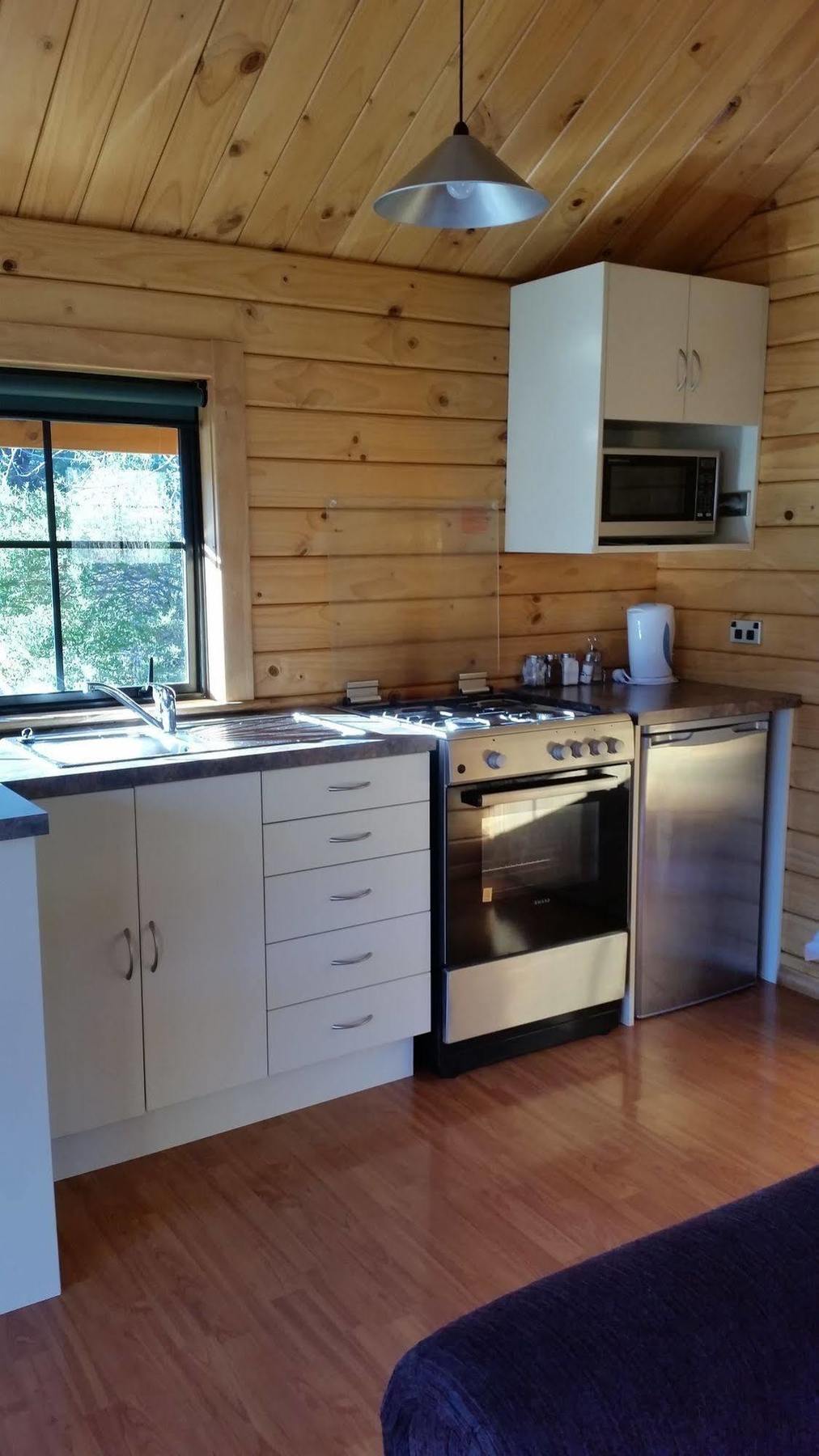 Central Chalets Ltd Александра Экстерьер фото
