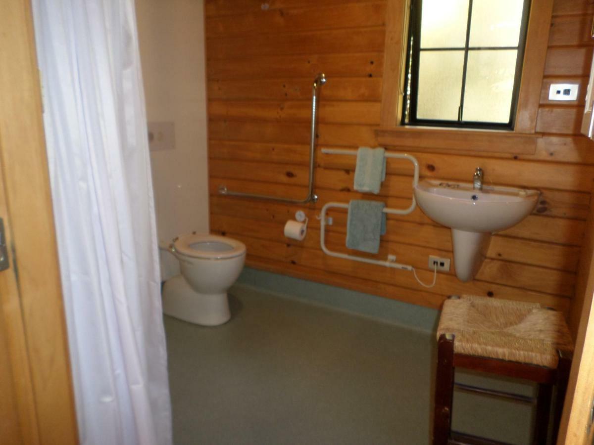 Central Chalets Ltd Александра Экстерьер фото
